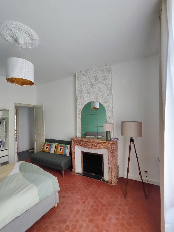 Bright And Modern 3-Bedroom Apartment, 90M2 With Air Condition, In Безье Экстерьер фото